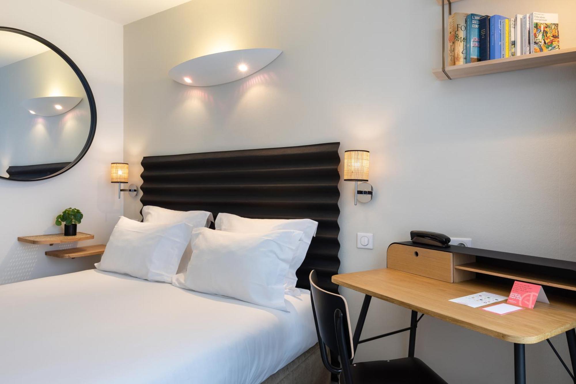 Chromatics Hotel