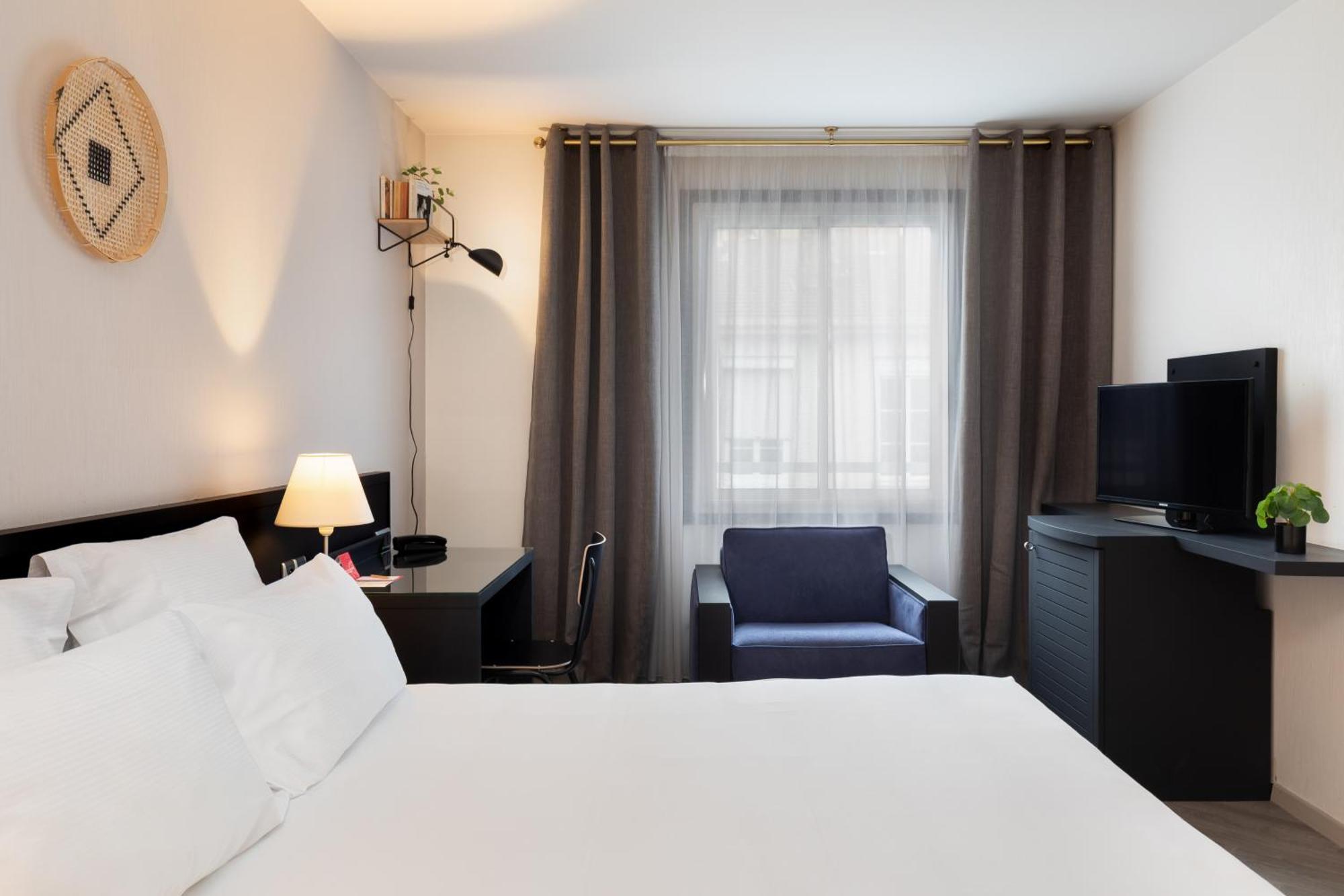 Hotel Chromatics 3*